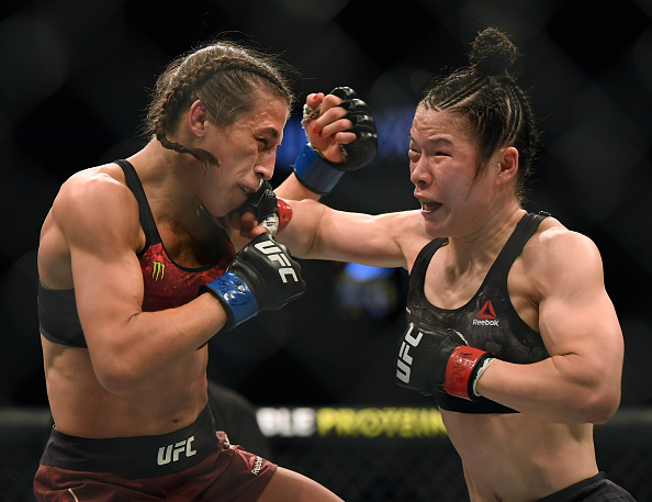 UFCEspanol's tweet photo. Noche histórica #UFC248 https://t.co/gOJahdu9Ff