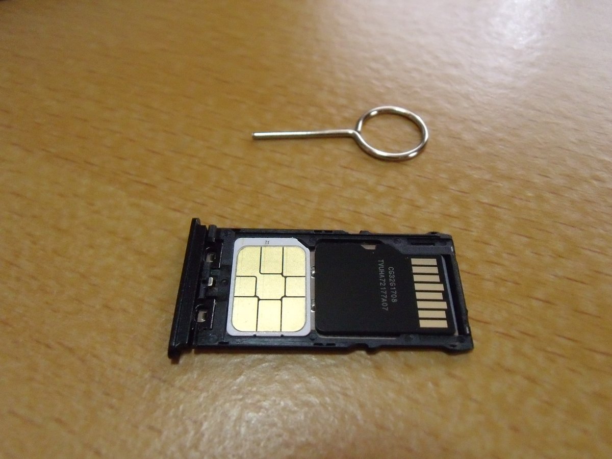 きじばと Umidigi Powerはデュアルsim構成でそのうち1つはmicro Sdカード と排他仕様になっています 本体付属のsimピンでスロットを取り出し 問題なくsim Micro Sdカードを認識しました Umidigi Umidigipower T Co Wrehhfxuxz きじばと Umidigi Powerはデュアルsim構成でそのうち1つはmicro Sdカード と排他仕様になっています 本体付属のsimピンでスロットを取り出し 問題なくsim Micro Sdカードを認識しました Umidigi Umidigipower T Co Wrehhfxuxz