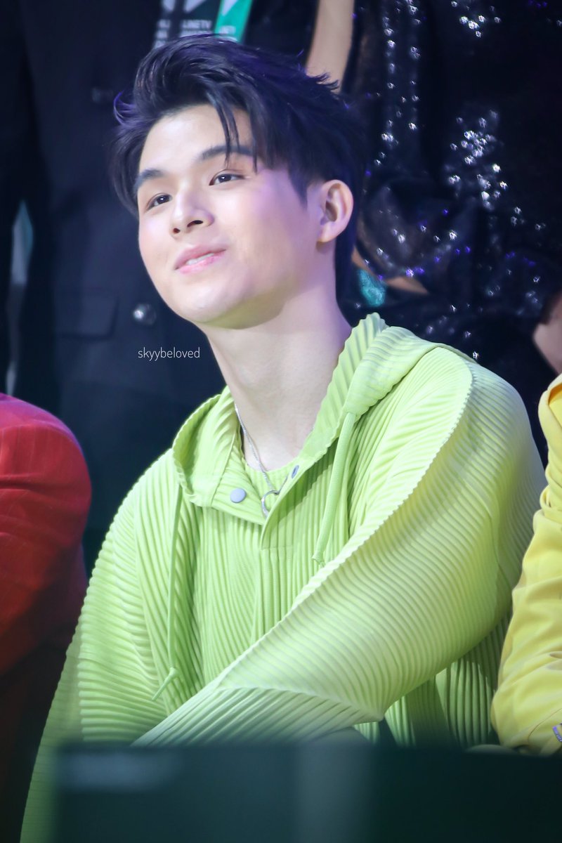 bee_nidarat_'s tweet photo. 20.02.19 Sky Wongravee - Line Tv Award 2020 @ Royal Paragon Hall @skywongraveee 
#LINETVAWARDS2020 
#LINENEXPLOSION2020
#skywongravee #mycloudy #skyybeloved #สกายวงศ์รวี #ก้อนเมฆของสกาย https://t.co/DKsyhPiELa