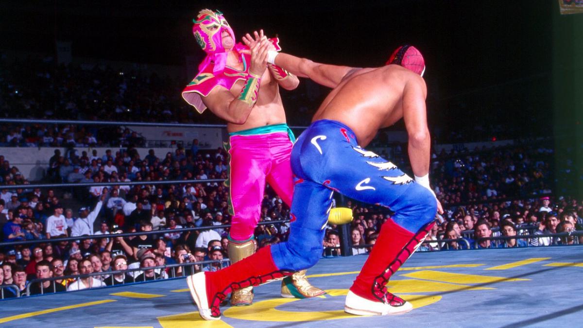 تويتر \ Wrestlemaníacos على تويتر: "𝖱𝖾𝗒 𝖬𝗒𝗌𝗍𝖾𝗋𝗂𝗈 𝖼𝗈𝗆𝗈 𝖲𝗎𝗋𝖿𝗂𝗌𝗍𝖺 𝖯𝗋𝖺𝗍𝖾𝖺𝖽𝗈 * vs. Chavo Guerrero (Summerslam 2007) https://t.co/SBnsvyNtOq"