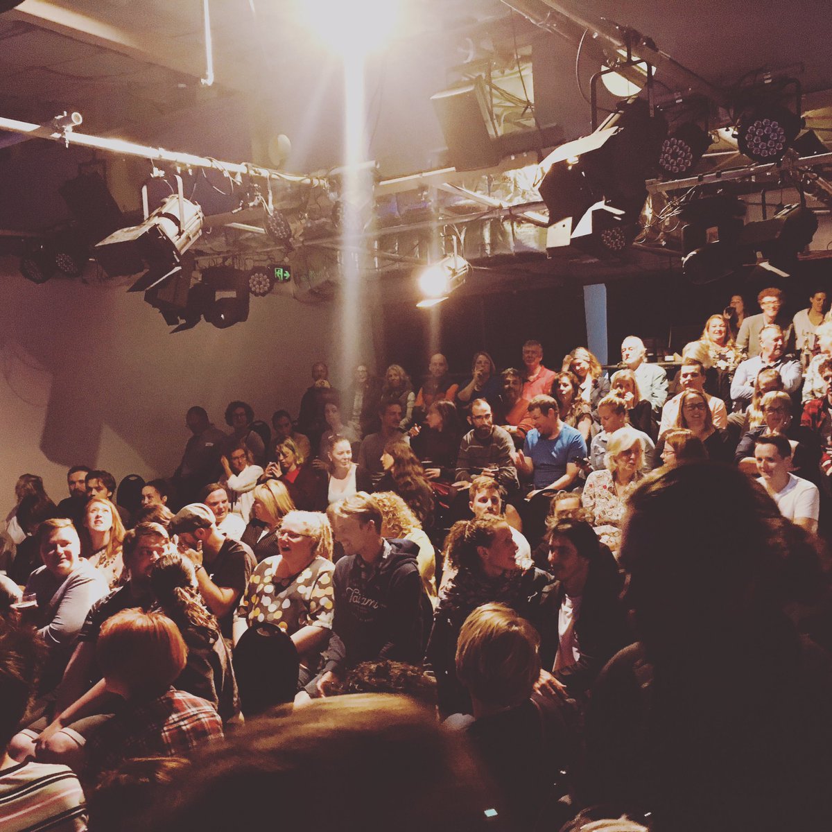 eljaguarcomedy's tweet photo. Raw comedy finals happening right now! @purplecroissant @meegwai @eljaguarcomedy #chchcomedy #christchurchcomedy #littleandromedachch https://t.co/inAsFMDqOB