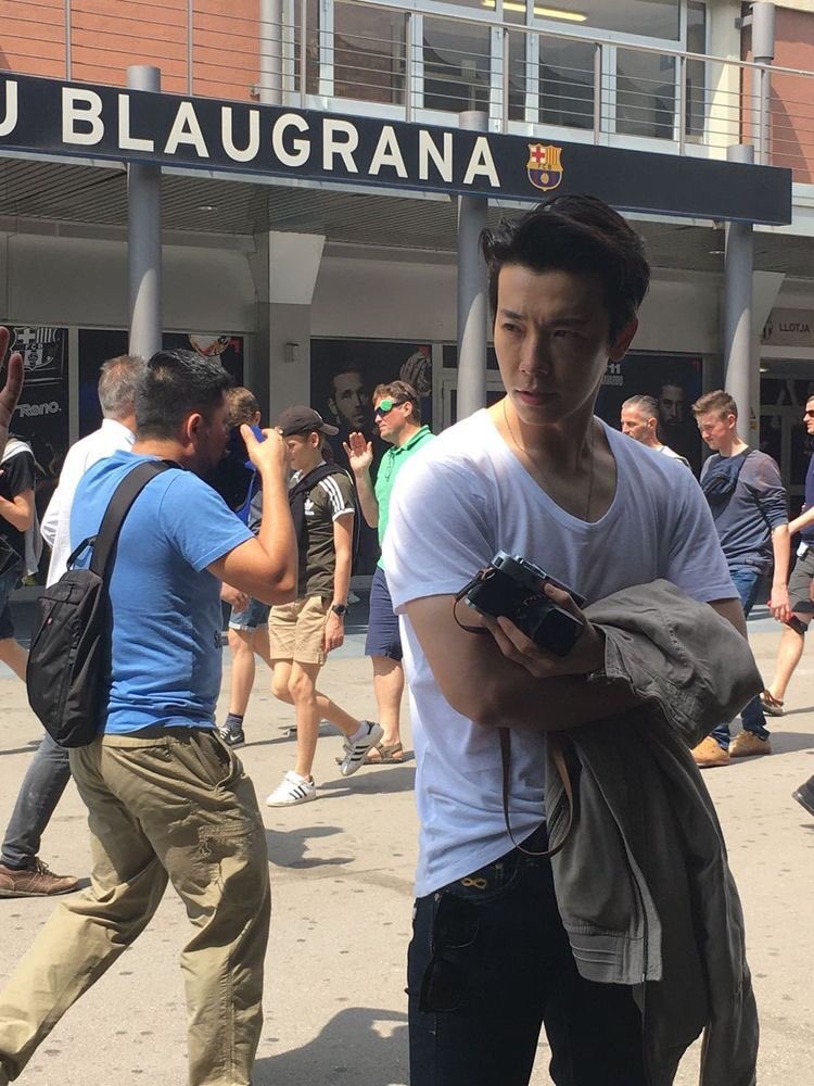 Not sure if anyone did it already but..-ˏˋ Donghae in white shirt - a necessary thread ˎˊ˗