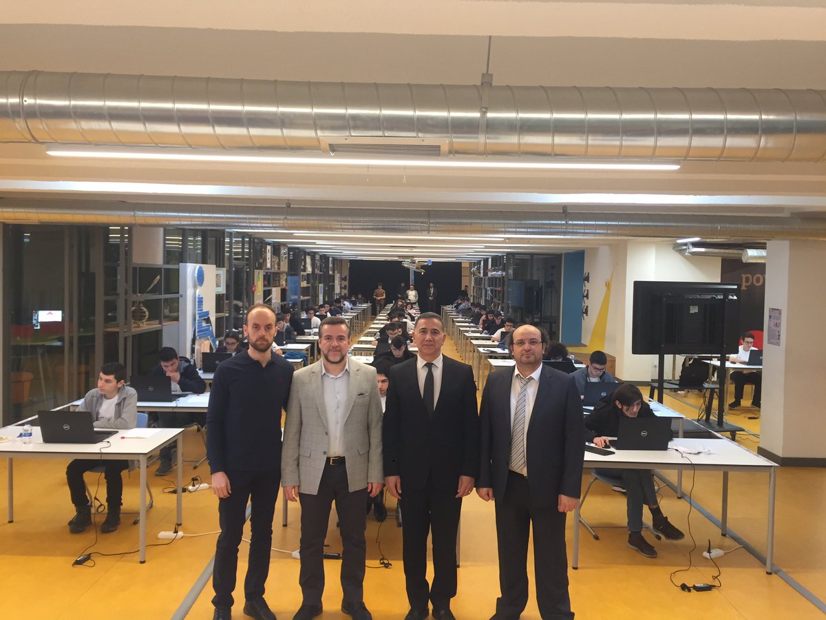 timothy_timur's tweet image. BKUBO2020 de 50 finalist Altin madalya için kodluyor.@bahcesehir_k12 @fatonme @CemaliYahya @denizbaysura @burgencay @duygubiyikoglu