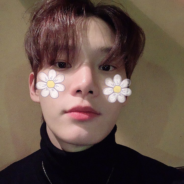 MyDear_0219's tweet photo. -
     ／￣￣￣＼
　／　　∧　　＼
　│　／川＼　│
　＼／┏┻┓ ＼／
。　＃┃윤┃　。
　，。┃동┃＃。
。　＃┃이┃　。
，＊。┃왔┃。＃
＃　。┃어┃＊。
　　　┃요┃
　　　┗┯┛
       ∧ ∧  │
     ( ^ㅅ^)
      /　⊃Φ https://t.co/OmtVabNCj9