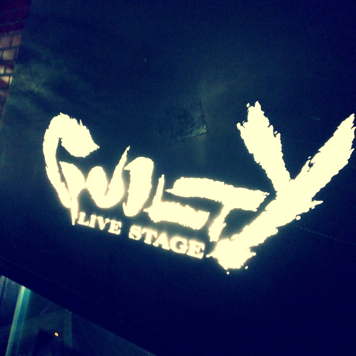 shi0pom's tweet photo. ライブハウス処女を捧げた渋谷GUILTY
号泣しまくった下北沢GARDEN
大すきな街に来てくれるのがうれしかった京都MUSE
大阪といえば心斎橋DROP
あゆみんとの出会いの地梅田QUATTRO
ともちゃんにナンパされた神戸Varit.
近すぎてびびった奈良RHEBGATE
#私の好きなライブハウス https://t.co/ZI2XCzw0qs