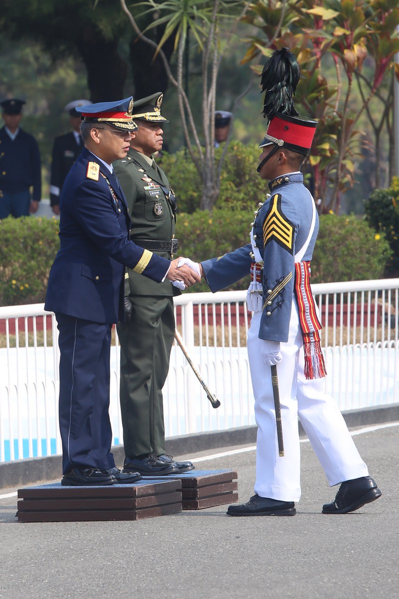 PNPCordillera's tweet photo. Arrival honors for the PROCOR Regional Director PBGen R'win Pagkalinawan at Philippine Military Academy (PMA) this morning... 
#TeamPNP
#WeServeAndProtect
#PNPKakampiMo https://t.co/rHXX0Igw0J