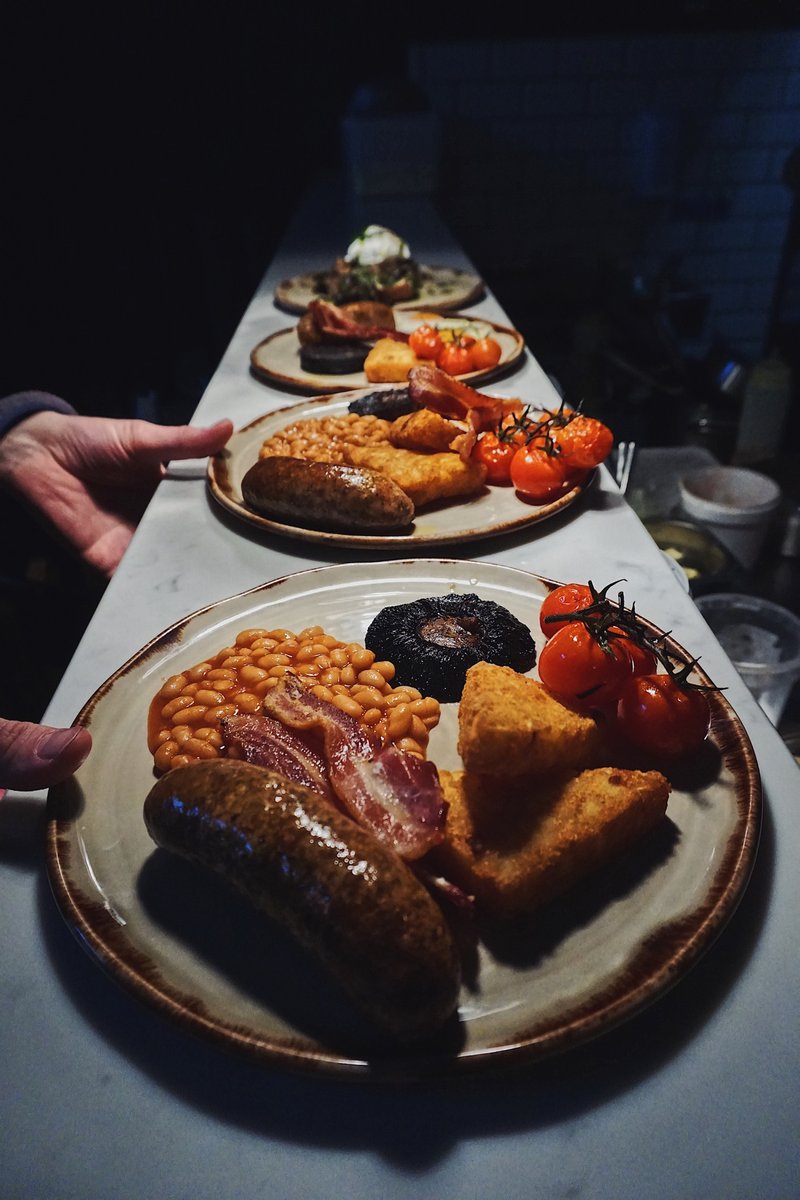 TheJaneEyreMcr's tweet photo. FULL ENGLISH || 🍳
Whether you're a no egg kinda person with extra hash browns on the side, a straight up classic or you're feeling the veggie vibes - we got you! https://t.co/vUCGgbcKpA