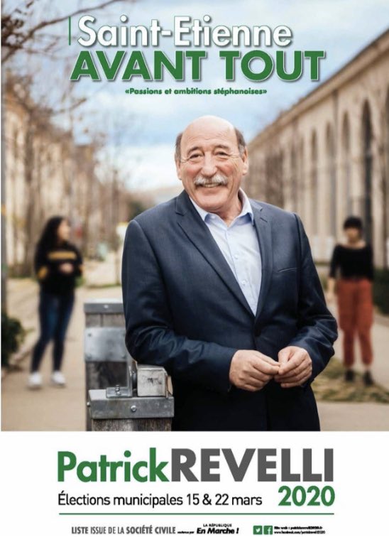 JeunesMacronSE's tweet photo. Tractage à Saint-Etienne avec l’équipe de @patrickrevelli3. 

Nos @JeunesMacron collistiers Stéphanois étaient présents pour échanger sur  #SaintEtienneAvanttout. https://t.co/k6dt5ULUSm