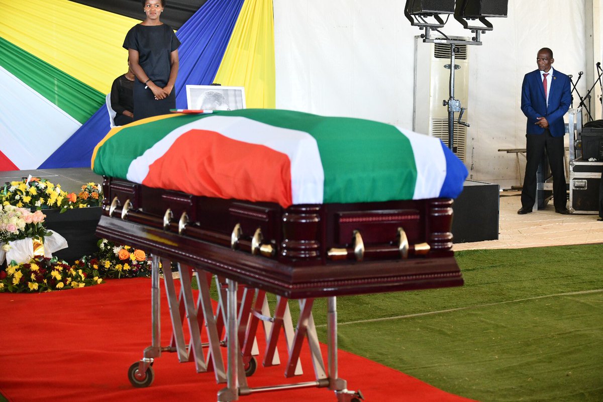 ChrisHaniDM tweet media