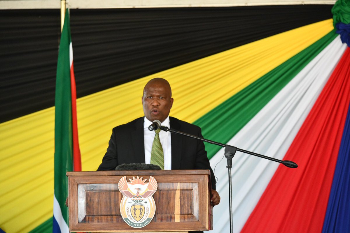 ChrisHaniDM tweet media