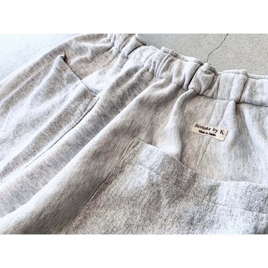 BAU_tokyo's tweet photo. "remakebyk" buggy sweats
https://t.co/kjH5ra3OJL
#remakebyk https://t.co/54u5SnTHJr