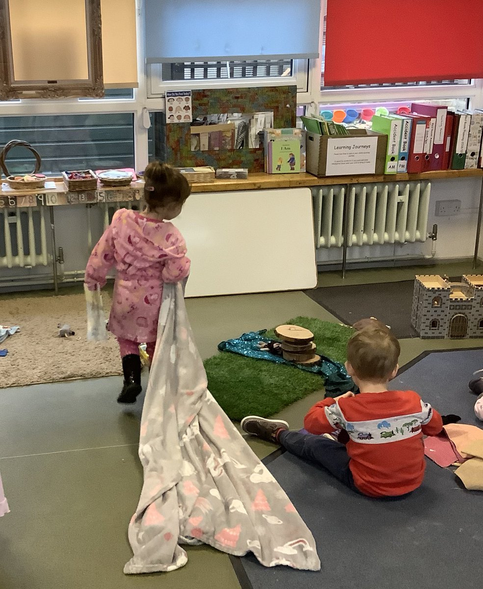 TanglewoodNS's tweet photo. What a fabulous World Book Day we had... favourite books, blankets, blanket forts, pyjamas our parents, grandparents and even a ‘Bear Hunt’ and a Bear! What better way to spend a day...#welovereading #worldbookday2020 #maintainednurseryschools https://t.co/tI9p8D90Q7