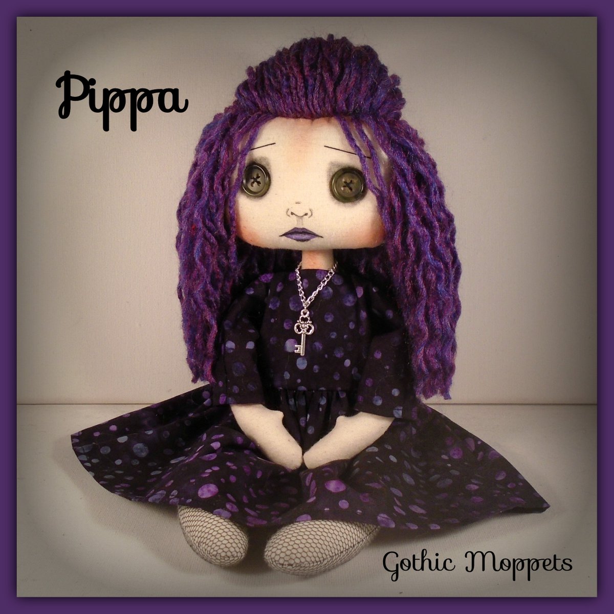 GothicMoppets's tweet photo. #cutegoth #gothdoll #buttoneyes #wonderfulwhitby #sadgoth #artdoll #handpainted #etsyshop #etsyseller #etsy https://t.co/Xv44nh9qbZ