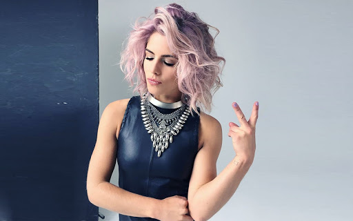 GreekEmBetts1's tweet photo. Happy #InternationalWomensDay #emilybettrickards https://t.co/mLntEOjP4H