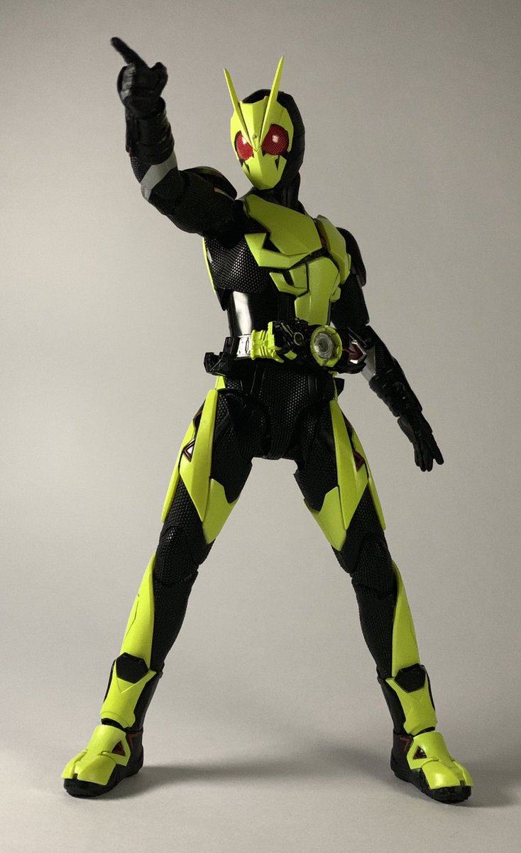 South ゼロワン それが俺の名だ フィギュアーツ仮面ライダーゼロワンをリペイントしました ニチアサフィギュア改造部 造って遊ぼ