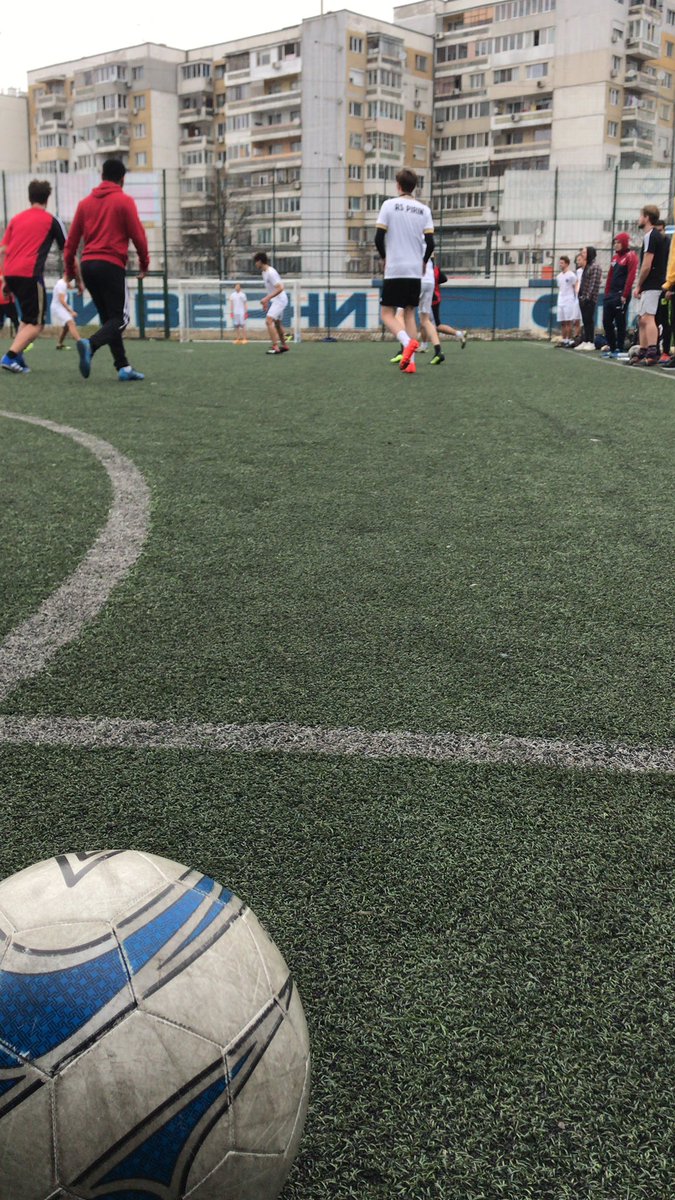 rayanf98's tweet photo. Solid 10-3 win today💪🏽
Very proud of my team 🤩 https://t.co/8pmNHQd7Gl
