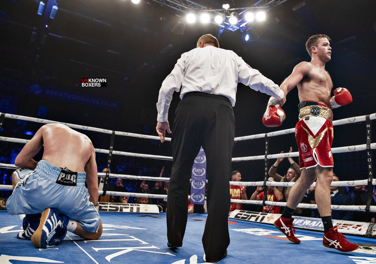 unknown_boxers's tweet photo. The night belonged to @dannydignum1 

A great performance from a true gent. 

Level up 🙌 

@MTKGlobal @IFLTV @espn @BrentwoodCentre @NewlandsGym @Leeeaton88 @SheldanKeay @dan_azeez @OscarBevis @johndignum1 @BoxingNewsED https://t.co/quO4ACenab