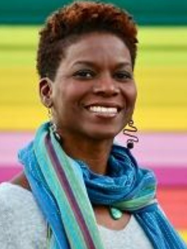 ROUTEInc's tweet photo. 🙌🏾 Salute to @ROUTEInc advisor, trailblazer + history-maker. Player. Coach. Leader. @TeachCoachLove1 🙏🏾 #IWD2020 https://t.co/Zd1qPd5HcF