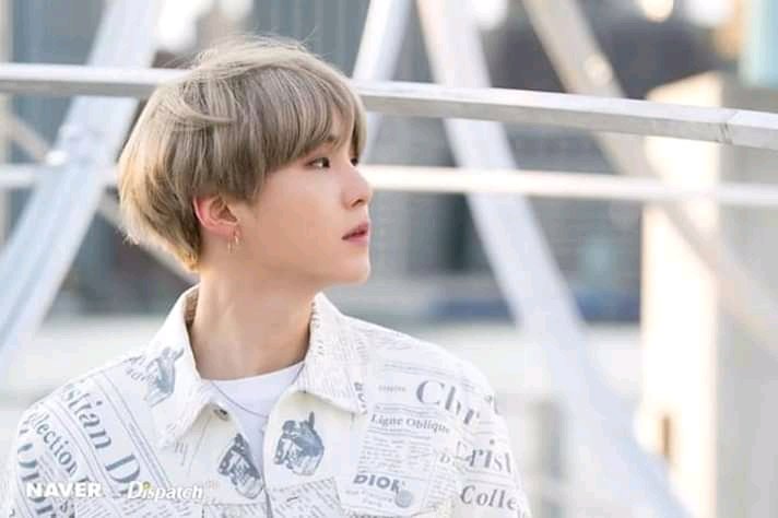 ICE171109's tweet photo. Advance happy birthday yoongiii🎂🎉 https://t.co/hsNcqkbYEu
