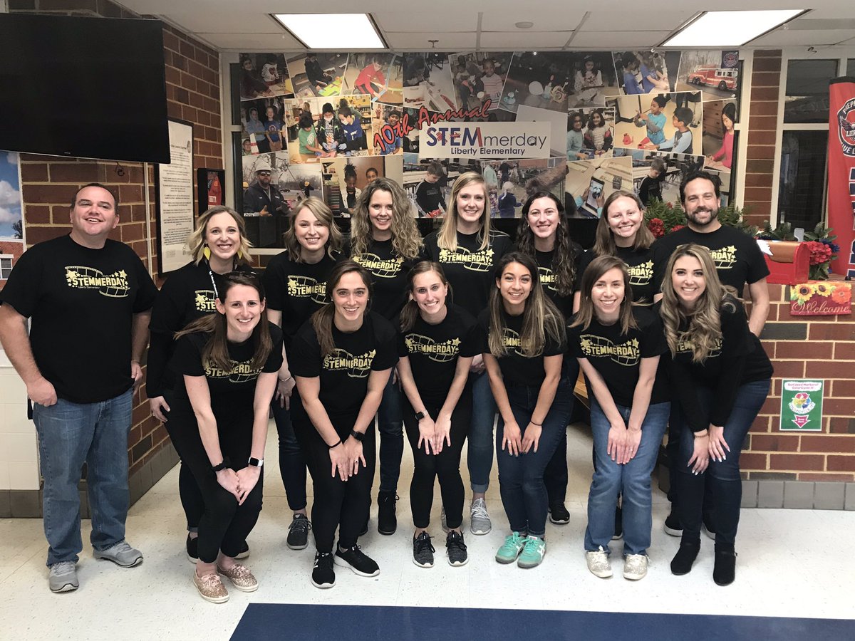 SCEMrsPierce's tweet photo. What an awesome day yesterday! Loved seeing all of our Ss, families, and staff enjoying the 10th annual #STEMmerday. This team is truly AMAZING! I’m lucky to part of this school community. @LCPSLiberty https://t.co/Wy8vnAvipR