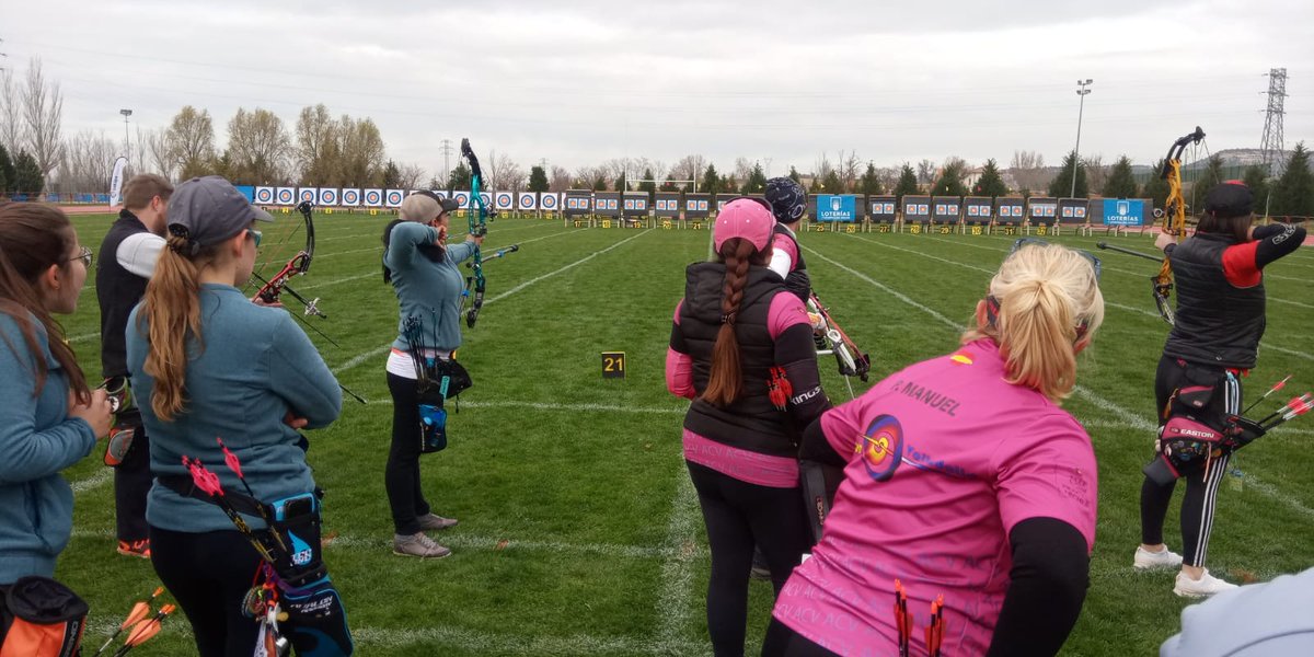RFETA's tweet photo. #ArcoGPValladolid20
#ClubesRFETA20
Resultados de las finales por equipos de clubes en la 1°J de la Liga Nacional RFETA - TROFEO LOTERÍAS 2019-2020.
ARCO COMPUESTO MUJERES
ORO
220 Arco Club Valladolid
215 Informática
BRONCE
209 Las Chicas del Dragon
204 90-60-90
¡Enhorabuena! https://t.co/WzGDCGEruQ