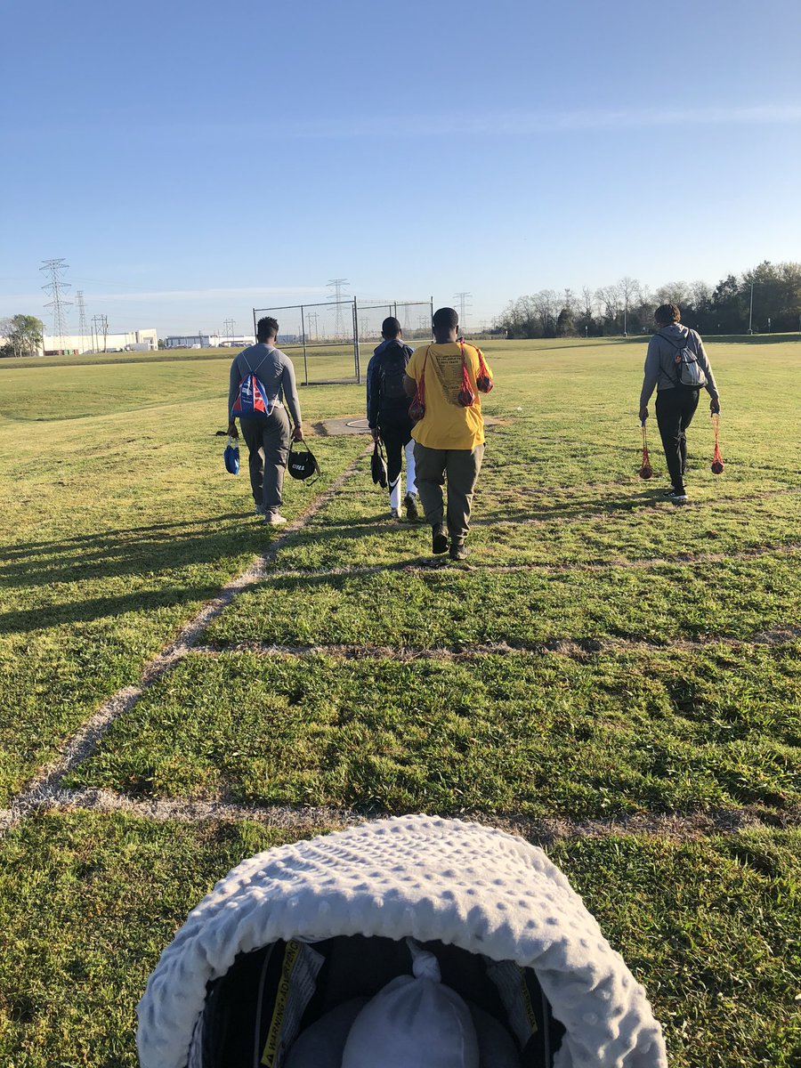servantharrison's tweet photo. Working on the weekend like usual‼️#WhateverItTakes #QuestForFive https://t.co/MX92nuIkQi