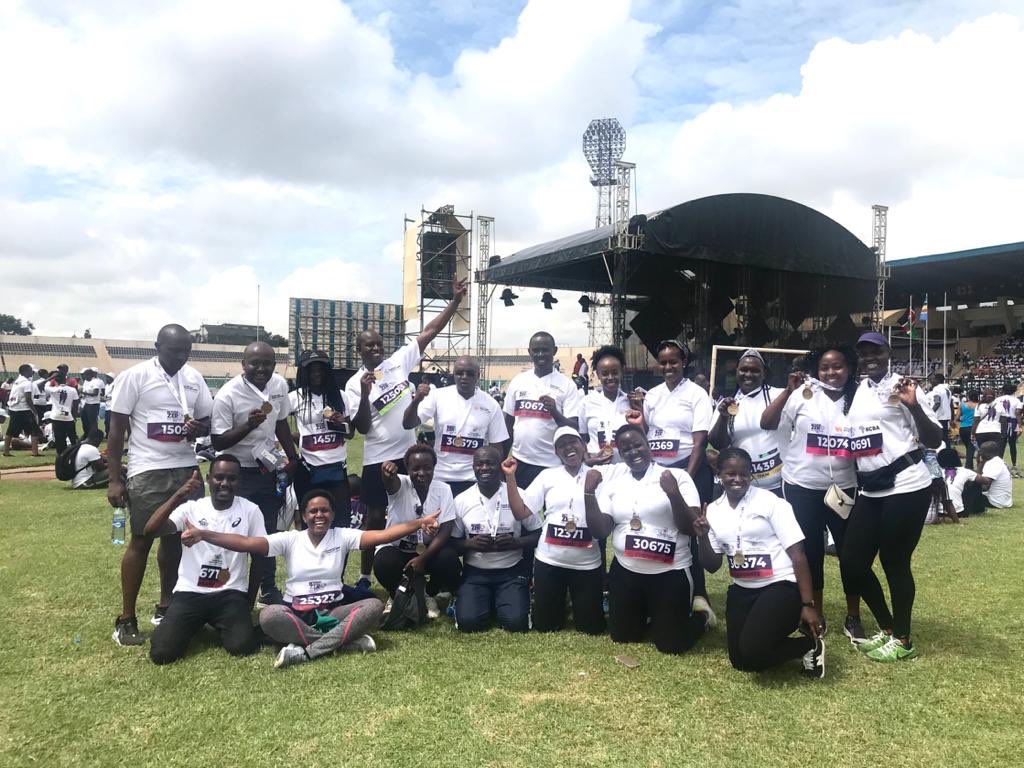 GibuKahuna's tweet photo. We made it #TeamEGAF #Running4aCause #AIDSFreeGen https://t.co/VA5qE3Wa7J