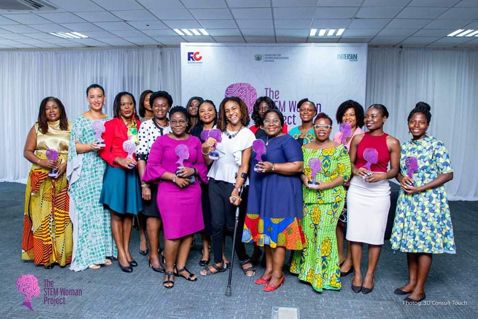 tinacodes's tweet photo. It's a great honor and privilege to receive a national award as one of the women influencing Science Technology Engineering and Mathematics among 20 other women in Ghana by the STEM woman project and @mocghana #stemwoman #stemwomanproject https://t.co/mefdOISju6