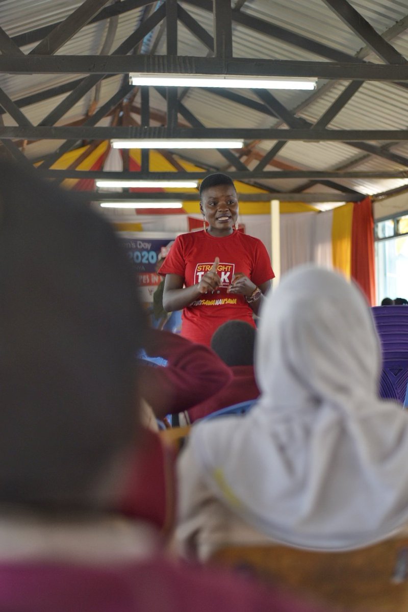rhnkorg's tweet photo. A very captivating intergeneration dialogue moderated by @beingFao from @UNFPAKen YAP sought the perspectives of the students, teachers, parents and local administration on the best way to address Gender stereotyping. #DadasFest #HappyWomensDay2020 #BeyondZeroHalfMarathon https://t.co/lEVVzoC8Kw