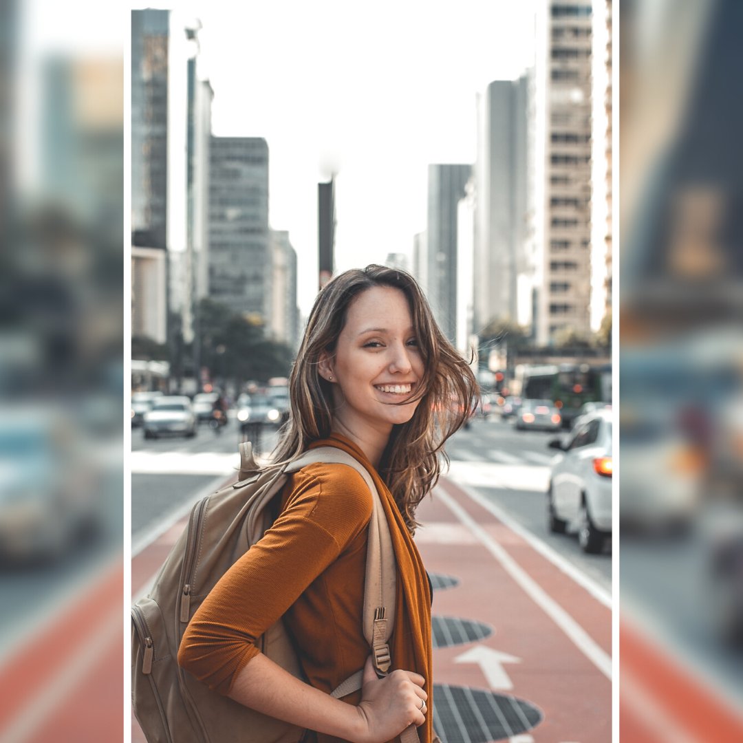 Feliz #DiaDeLaMujer! ♀️ "Si encuentras una #mujerviajera, no la dejes ir, ¡es la buena!." Planea tu próxima escapada en nuestra web:🚅 trenes.com