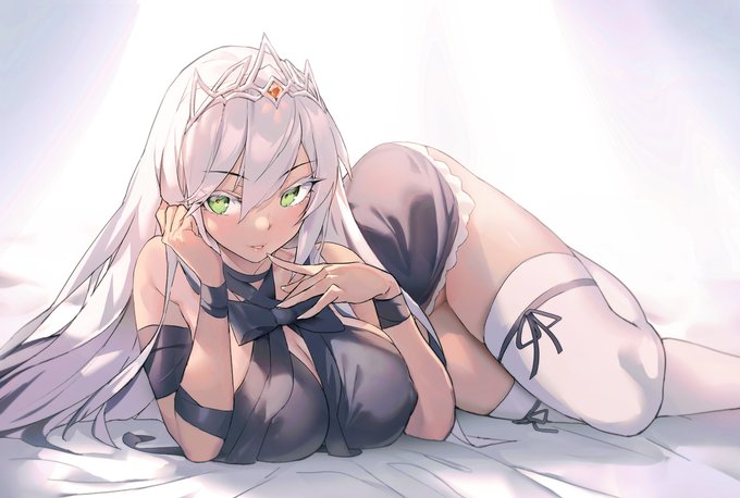 33 #少女 #白髪 #ロングヘアー #下着 https://t.co/ybSAp9zbXA 