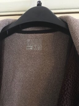 the_brats_uk's tweet photo. We are still trying to trace the owner of a fleece that was left at the Rally. See pictures below to see it. Anyone that knows the owner or can let the owner know we have it please ask them to email rally-coordinator@brats-qth.org. So we can get it home. Thanks https://t.co/k5rYtyM57K