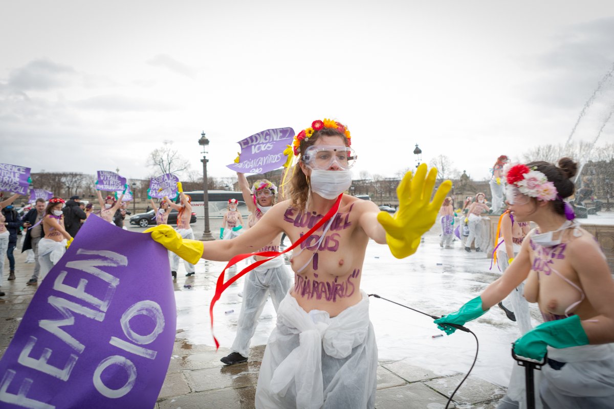 capucinema's tweet photo. VIRUS PATRIARCAL !

FEMEN a envahi l’espace public pour le décontaminer du sexisme et éradiquer la pandémie patriarcale assassinant une femme toutes les 48 h et les viole toutes les 7min. 
STOP AU PATRIARCAVIRUS #FEMEN #8MARS2020 #8mars #feminist #marchefeministe https://t.co/VxAiUiPVP4