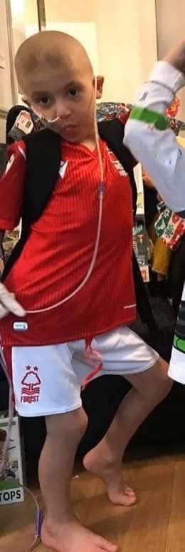 LukeWebster94's tweet image. Hi, can I just ask everyone to take a few minutes out to read this 
Alfie was a amazing young forest fan, he beat cancer not just once but 3 times, but unfortunately his little body couldn't take any more and his lung stopped working, last night alfie closed his eyes for the 1/2