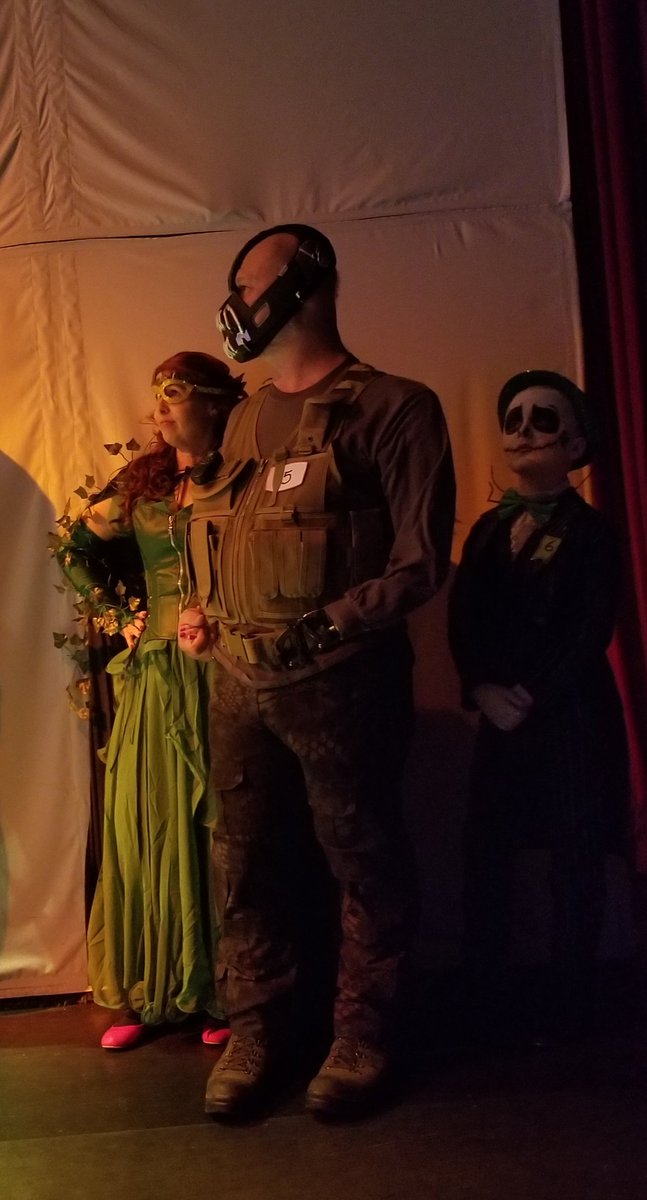 BanaNanaPodcast's tweet photo. Backstage at the BransonCon costume contest. Over $5000 up for grabs. Many different divisions. Only snagged a fraction of pics of the cool cosplay artists.
@branson_con
#bransoncon2020
#BransonCon
#BanaNanaPodcast
#cosplay https://t.co/U0RAMiLXF1