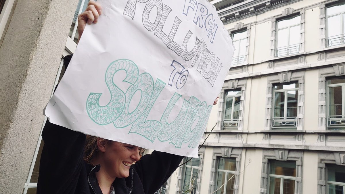 Bellona_EU's tweet photo. There is a direct relationship between #genderequality,
women’s empowerment and #climatechange.
Our office is 50% ♀ Today we celebrate our colleagues Ana, Ngoc Ha, Irini, Daniela & Lina & all women making a difference.
#IWD2020 #8maars #grevedesfemmes #frompollutiontosolution https://t.co/oFt8fFMszz