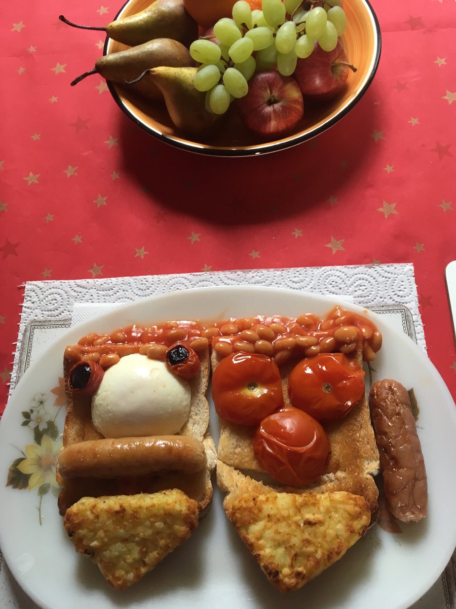 Jan_Lentzos's tweet photo. That moment when you realise that the bearded gents on your breakfast plate remind you of actual people you know... 🤭
🧔🏻🧔🏼
#BreakfastTime #Creativity #Faces #Bearded #Characters #Personalities #OnMyPlate #MyBreakfast #LookingBackAtMe #People #OnMyBreakfastPlate #BreakfastIdeas https://t.co/a3JBkMJ2vF
