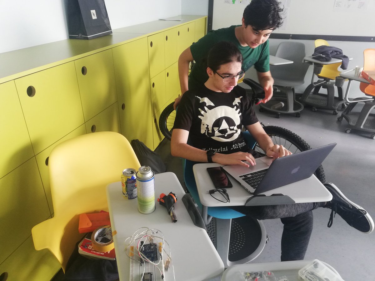 ielevmakers's tweet photo. @ielevmakers ta yine bir pazar günü çalışarak, üreterek geçiyor. Hayal ettiğimiz projeleri gerçeğe dönüştürme yolunda durmadan çalışıyoruz! 💪💪💪
Kadınlar gününüz kutlu olsun! https://t.co/rm6DinptGk