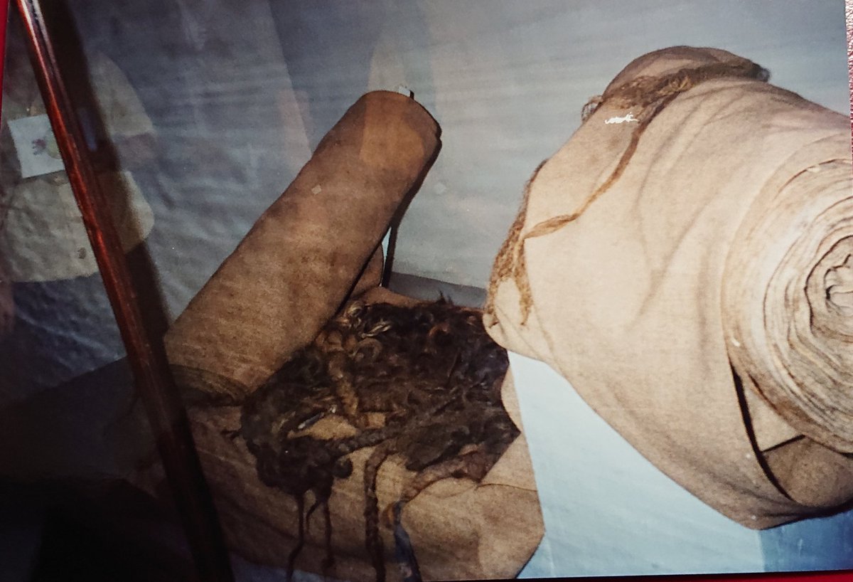 蓮 霧 Reclaimourfreedom Narod47 Paramilipic 外から失礼します アウシュビッツでもこういう 工芸品 の展示がありますよね 人の髪で織った絨毯とか 正気じゃない Twitter 蓮 霧 Reclaimourfreedom Narod47 Paramilipic 外から失礼します アウシュビッツでもこういう 工芸品 の展示がありますよね 人の髪で織った絨毯とか 正気じゃない Twitter