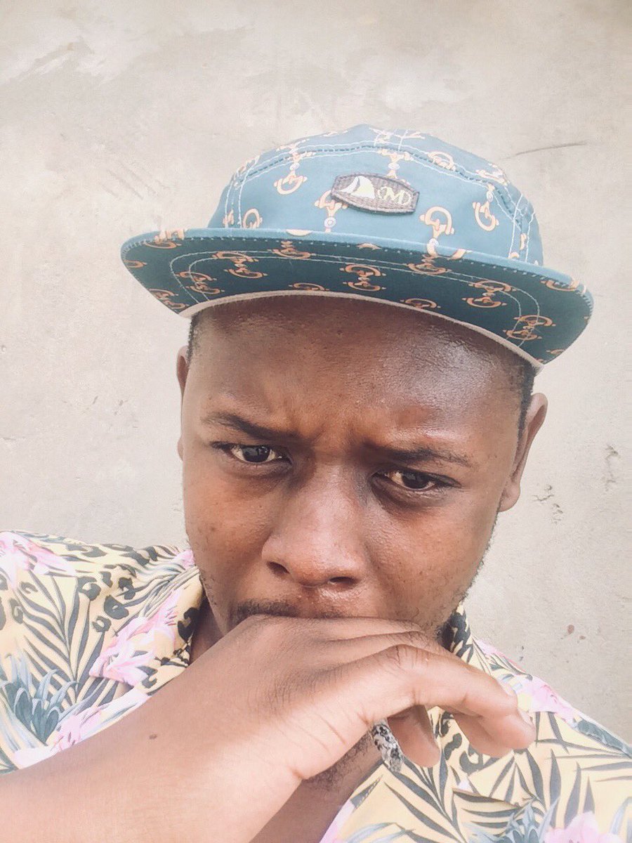 blackguythegoat's tweet photo. Ek is jou grootman https://t.co/iPDK0BhwIG