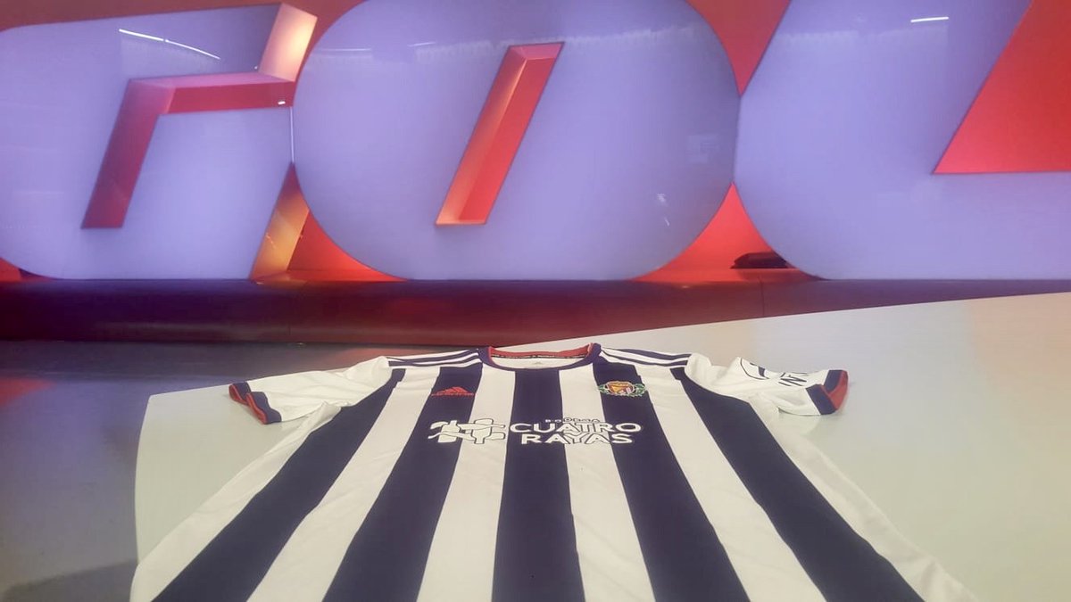 Gol's tweet photo. 🎁 REGALO 🎁

👕 ¿Quieres la CAMISETA oficial del @realvalladolid?  

👇🏼 Pasos:

❤️ Sigue a @Gol

 🔄 Haz RT

📲  Dinos cuántos goles se marcarán en TOTAL con el hashtag #ValladolidAthleticEnGol

🏆 Un ganador 

🔜 14:00h | @realvalladolid 🆚 @AthleticClub https://t.co/4zfprhIPT9