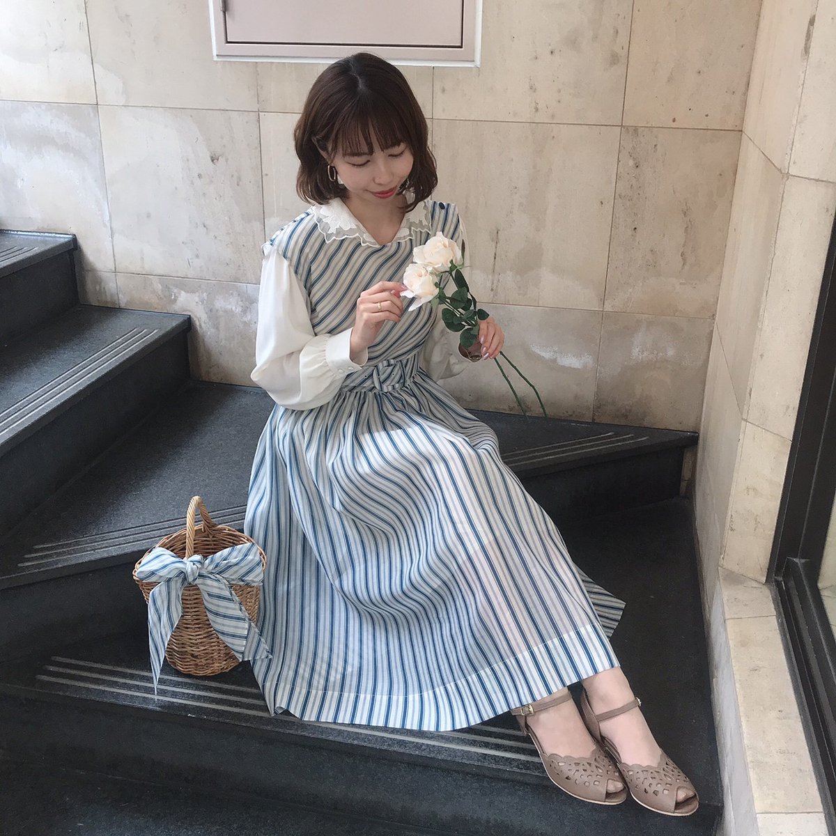 F I N T Official フィント公式 V Twitter ご予約受付中 スカーフ付きマルチストライプワンピース An Another Angelus レトロなマルチストライプが目を引くワンピース お揃いのスカーフ付きのデザインと太めのベルト使いがとびきりクラシカルな印象に