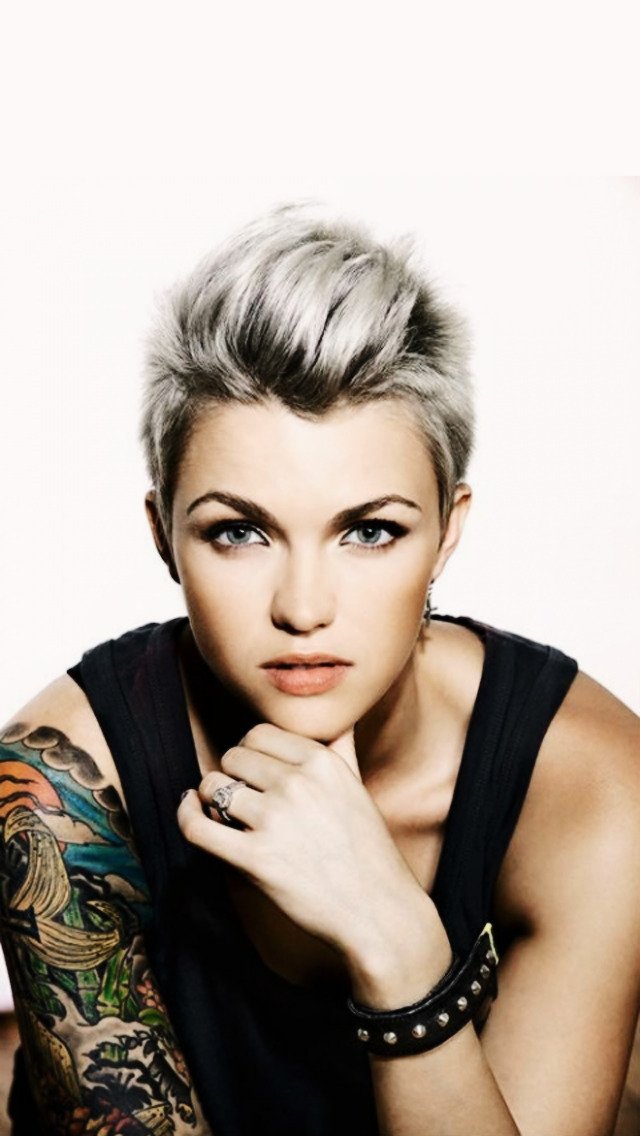 xKateKane's tweet photo. 𝑨𝒖𝒙 𝒍𝒂𝒓𝒎𝒆𝒔 𝒄𝒊𝒕𝒐𝒚𝒆𝒏𝒏𝒆𝒔, 𝒍𝒂 𝒇𝒆𝒎𝒎𝒆 𝒆𝒔𝒕 𝒔𝒐𝒖𝒗𝒆𝒓𝒂𝒊𝒏𝒆. Rêvons le monde.

#JourneeInternationaleDesDroitsDesFemmes
#SeductiveSunday

(that one time I dyed my hair) https://t.co/5CCaKIWnwy