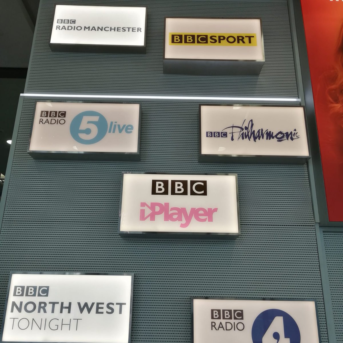 LajnaNorthWest's tweet photo. Rubina Ahmedi from Manchester West spoke on BBC radio #Manchester on #international women's day about the eduction and financial rights Islam gave to women  1400 years ago. Including the inspirational work of Hazrat Ayesha Ra. 
#InternationalWomenDay2020 https://t.co/7M7NExwmjn