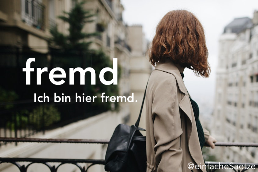 🇩🇪👉fremd 

Wenn etwas fremd ist, dann kennt man es nicht 🤷‍♀️. Es ist unbekannt. Wenn man reist 🚞, besucht man fremde Länder🏝️ und fremde Städte🏙️, trifft fremde Menschen 🙋, schläft in fremden Betten 🛌und lernt fremde Sprachen💬.
 
Man sagt: "Ich bin hier fremd." 

#learngerman