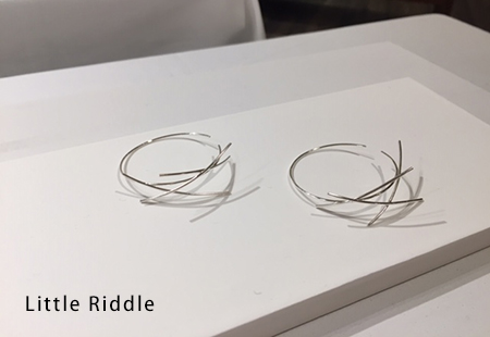 keibunshabooks's tweet photo. 【3/10-16】桃始笑市に出展いただく皆さんをご紹介。今週展示中の23fumiさん@23_fumi_kyotoとLittleRiddleさんにも、引き続き出展いただけることになりました。急ごしらえにも関わらず彼方此方からのご参加、心からありがとうございます。楽しく過ごしていただけるようせっせと準備にはげみます。 https://t.co/aAbtqWBuUG