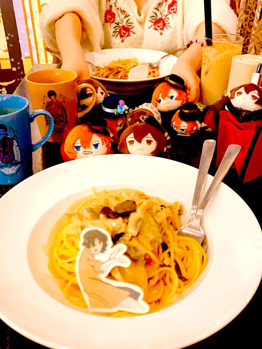 文房具カフェ美味しかった~!!☺️けんぴちゃんに絵も貰った〜!!!!左手の可愛すぎ… 店員さんもやっぱり優しくて幸せ分けて貰える文房具カフェ大好き…ありがとうございます? 