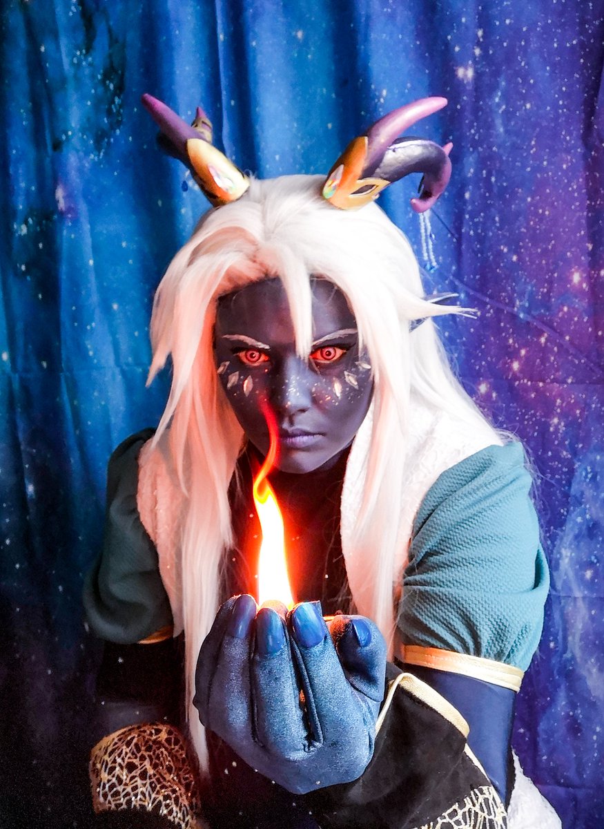 Sharly_puh's tweet photo. 4 faces
~
All from #TheDragonPrince
#Ethari
#Aaravos
#sunfireelf
#queenneha
And that's not all. π€£π€£π€£
#tdpcoplay https://t.co/A6BjFFQL65