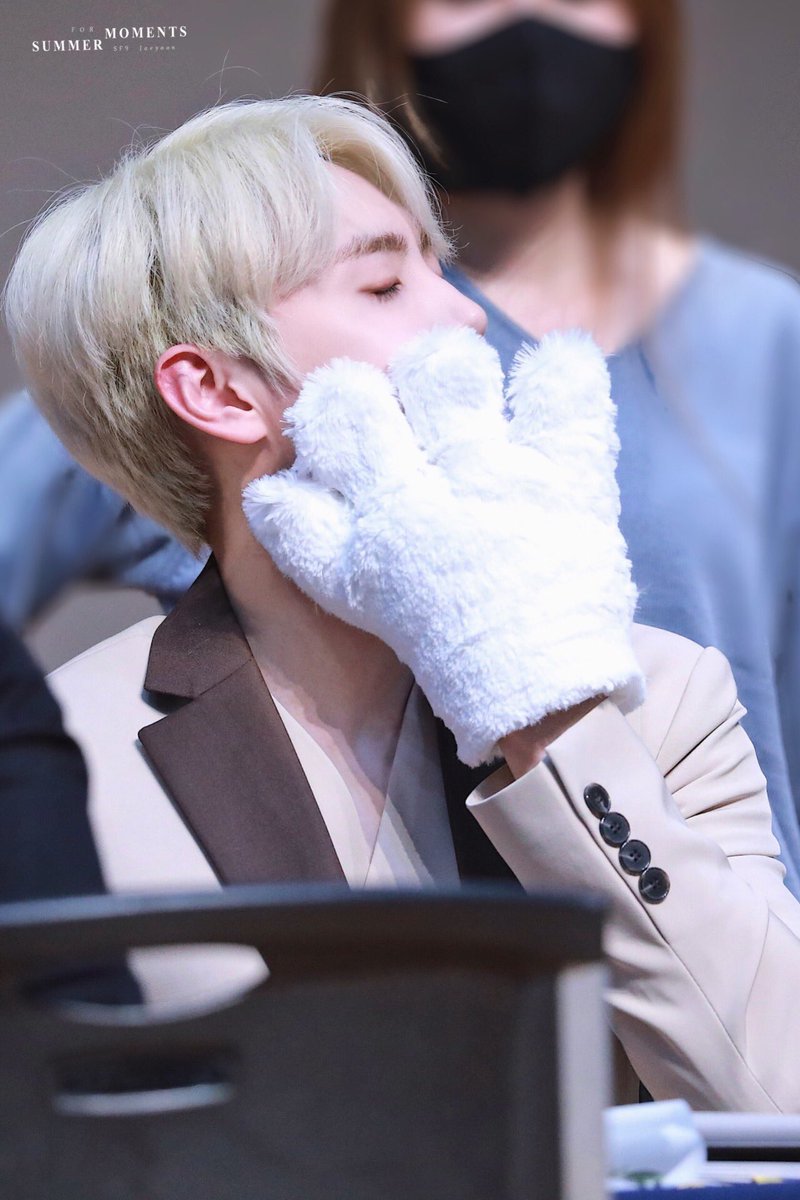 200131

귀여워…💔

#이재윤 #재윤 #SF9 #에스에프나인
 #ジェユン #Jaeyoon #JAEYOON 
<a href="/SF9official/">SF9official</a>