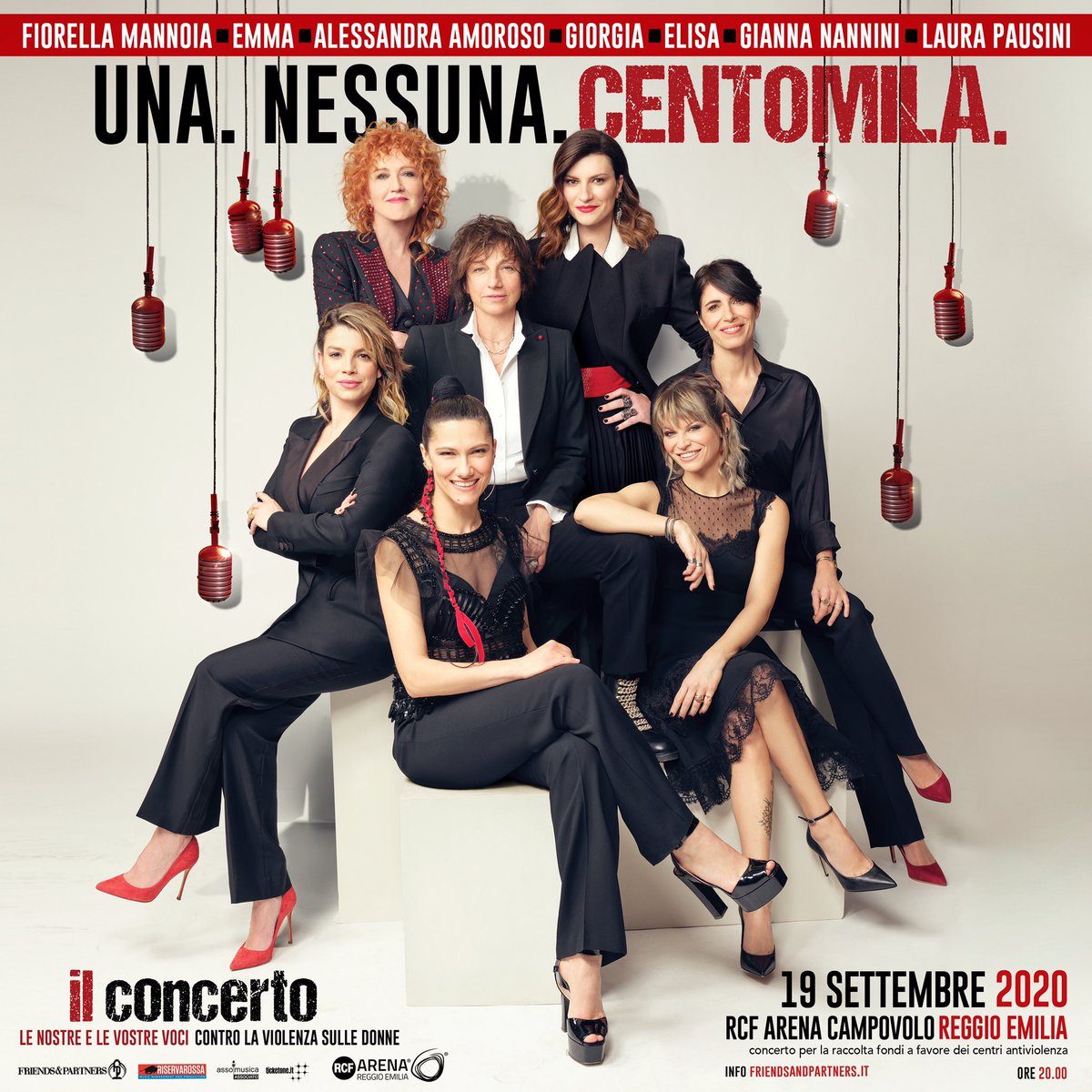 LauraPausini's tweet photo. Rispettare le regole civilmente è un nostro dovere. Oggi più che mai. Uniti si fa la differenza. Grazie perchè nonostante tutto siamo in 85.000 a dire basta alle violenze sulle donne! Auguri a tutte le donne del mondo ❤ #FestaDellaDonna #UnaNessunaCentomila https://t.co/gwApaipF3z